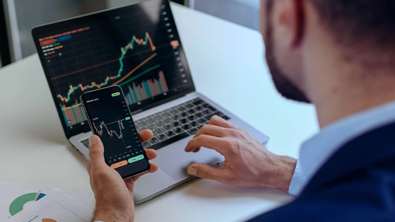 Dashboard di trading IA di Eryxavin